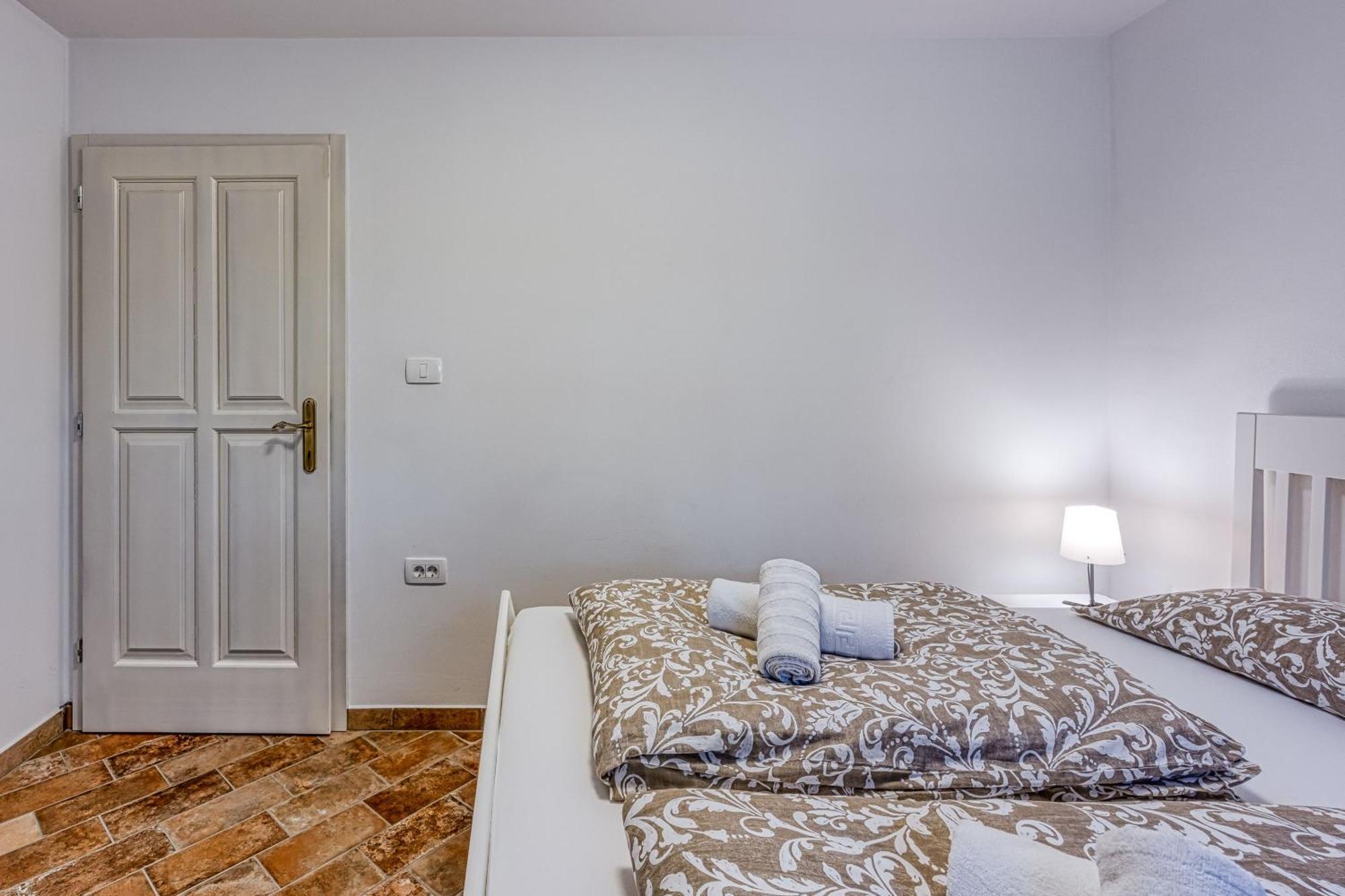 Istrian Casa Pr Marici Apartment Pobegi ภายนอก รูปภาพ